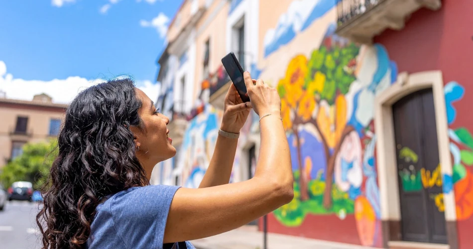 Street Art in Mumbai: Exploring Bandra’s Murals and Graffiti