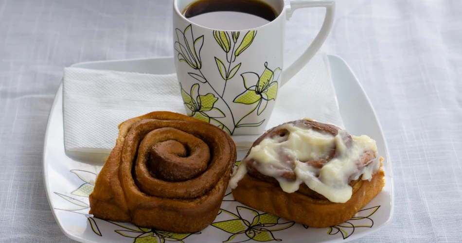 Mumbai’s Top Cafes: From Trendy Spots to Old Classics